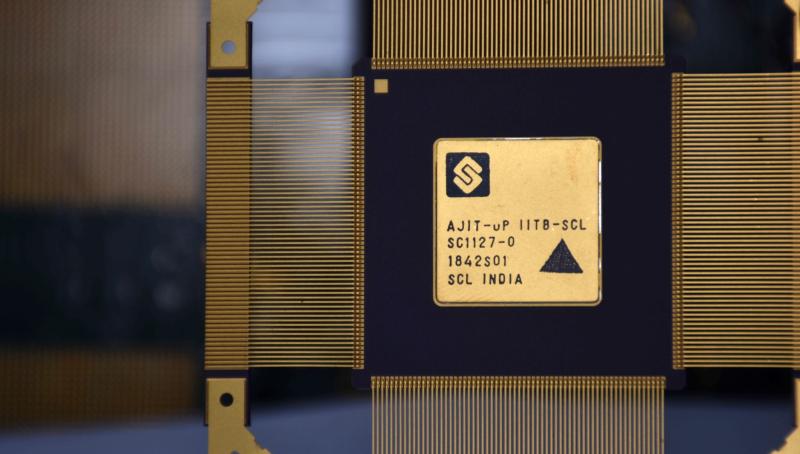 अजित, भारत में रचित और निर्मित प्रथम माइक्रोप्रोसेसर