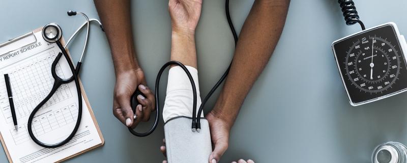 A new study recommends repeating blood pressure measurements to diagnose hypertension accurately.