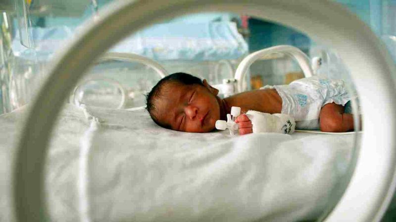 সময়পূৰ্বক প্ৰসৱ চিনাক্ত কৰিব পৰা এক সাধাৰন ৰক্তপৰীক্ষা যিয়ে বচাব পাৰে বহু অপৈণত নৱজাতকৰ প্ৰাণ