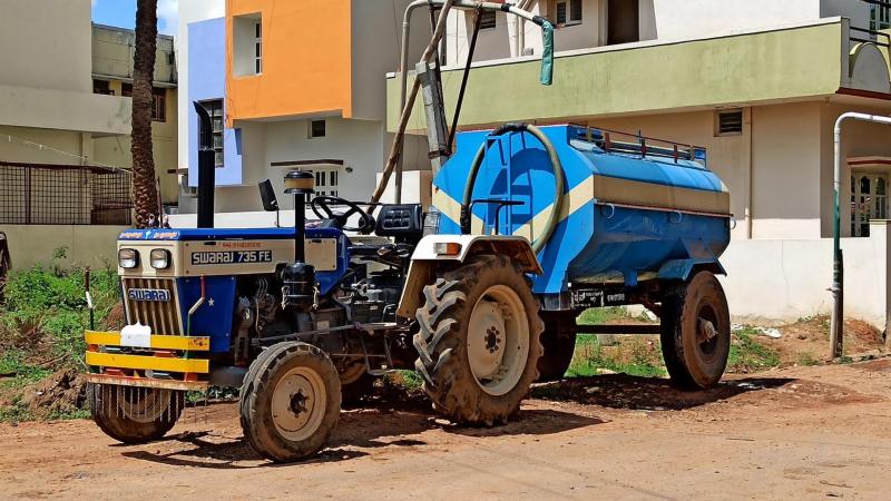 Supplying water through tankers to urban India