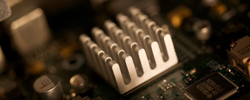 Insights from Optics for Better Thermoelectric Devices