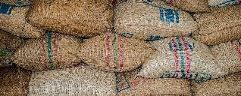 ಅನುದಾನದಡಿಯಲ್ಲಿ ದೊರೆಯುವ ಆಹಾರ ಪದಾರ್ಥಗಳು; ಪೌಷ್ಟಿಕತೆ ಹಾಗೂ ಬೆಳವಣಿಗೆಯಲ್ಲಿ ಅದರ ಪಾತ್ರ ಮತ್ತು ತೊಡಕು 